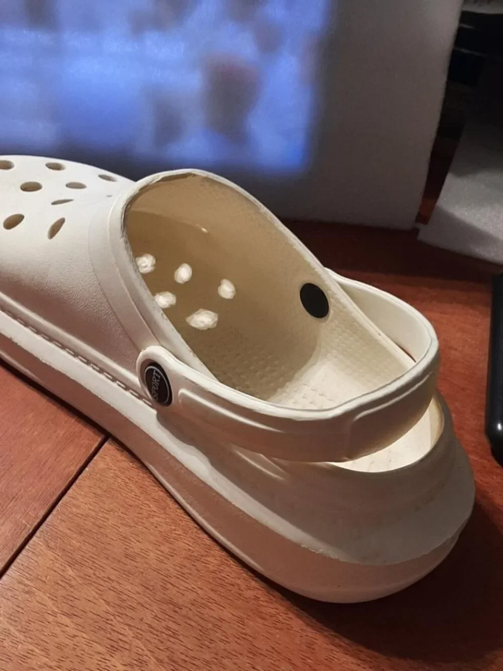 Women Sport Crocs Clogs White PreLoved Size 37-38
